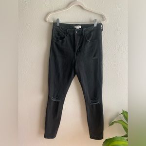 Good American Skinny Ripped knee Jeans women's size 8 Black Rare high rise